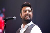 تماشاگری که وسط کنسرت «محمد علیزاده» شروع به خوندن کرد!