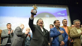 جواد یساری: من عاشق خوانندگی‌ام و فقط می‌خواهم با کسب مجوز بخوانم
