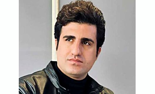 فرار محسن لرستانی در اجرای زنده به دلیل قمه‌کشی