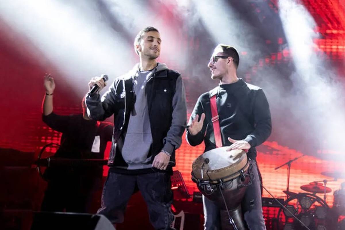 زانکو برای بچه‌های میناب خواند/ برای همیشه داغدار می‌مانیم