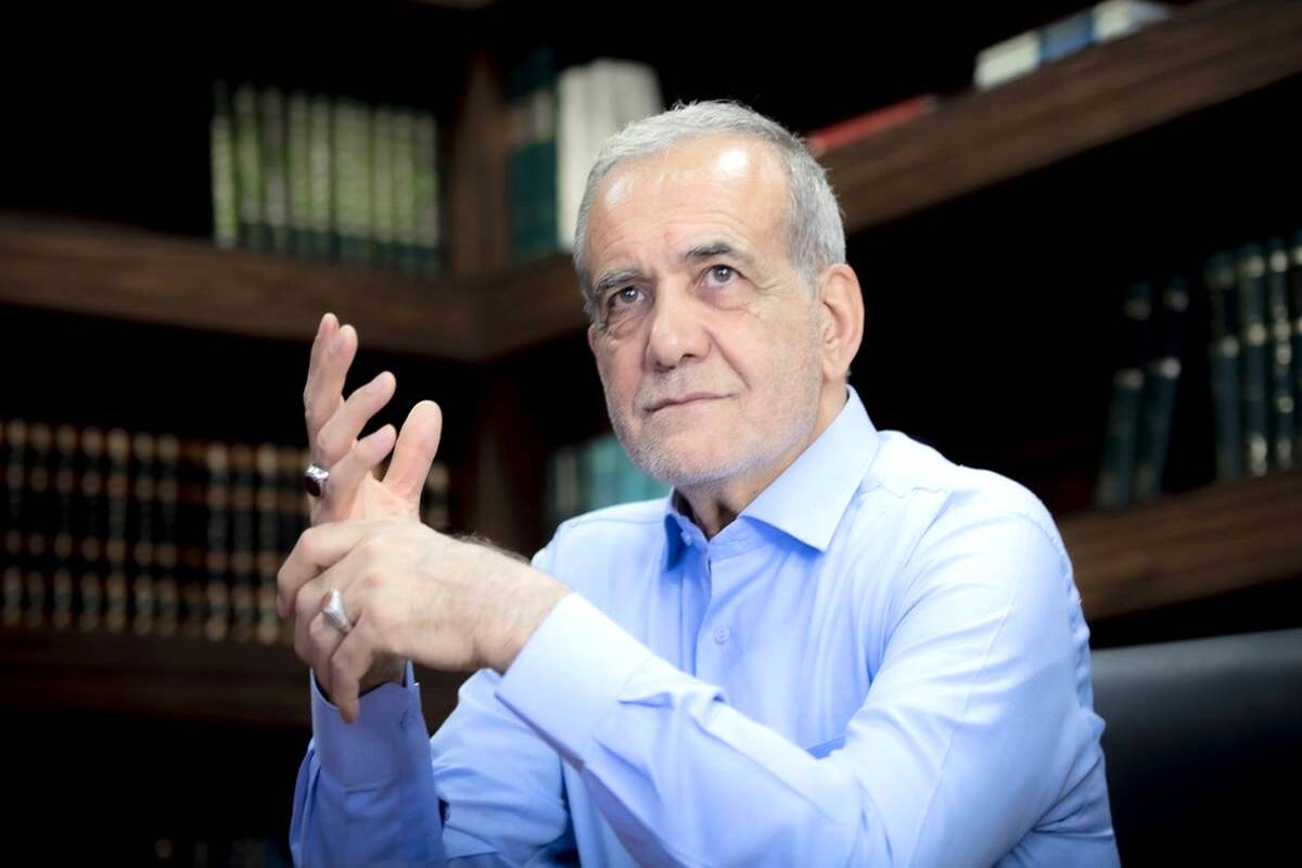 مراسم تحلیف مسعود پزشکیان چه زمانی برگزار خواهد شد؟
