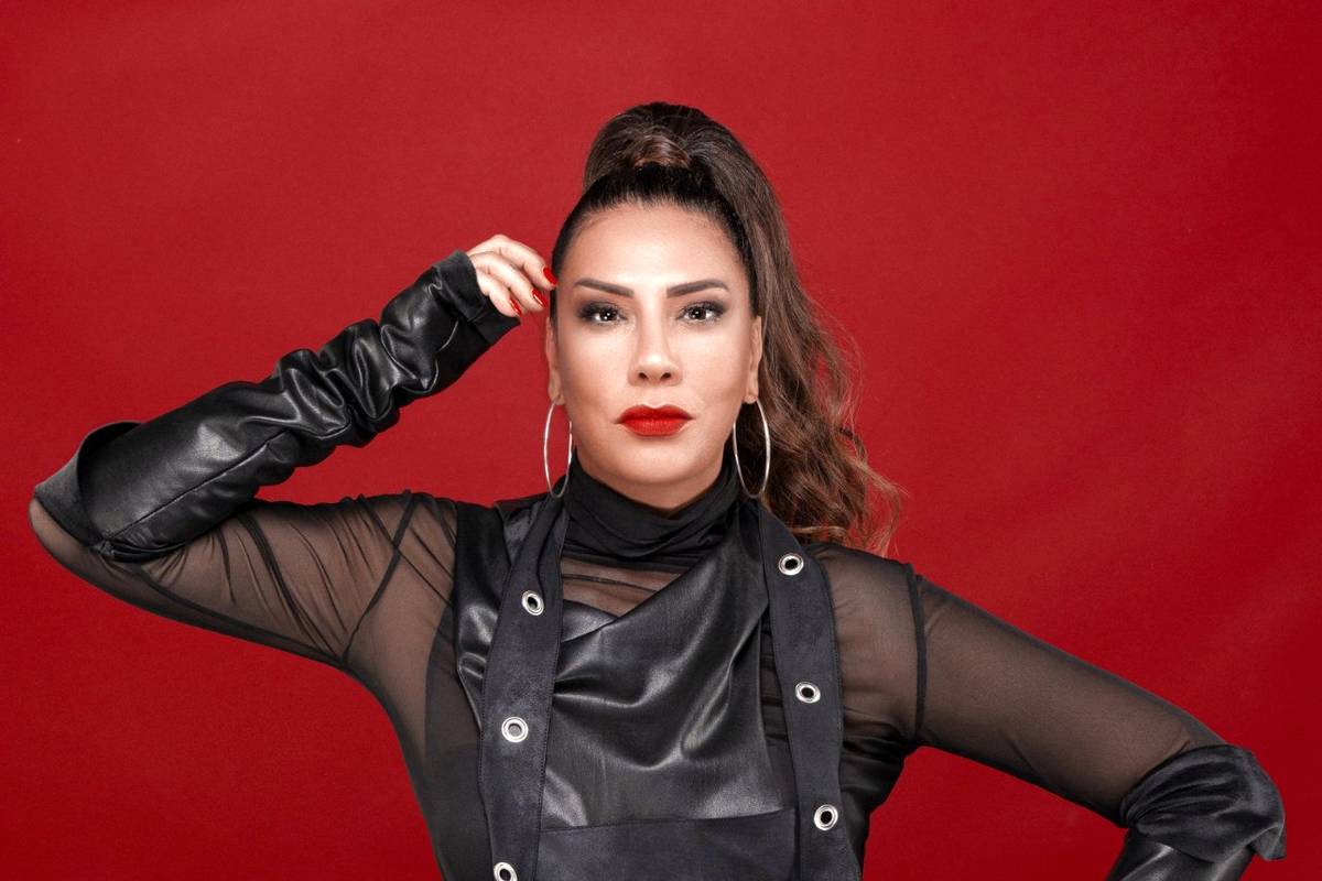 خواننده مشهور ترکیه ۶۰ کیلو کم کرد