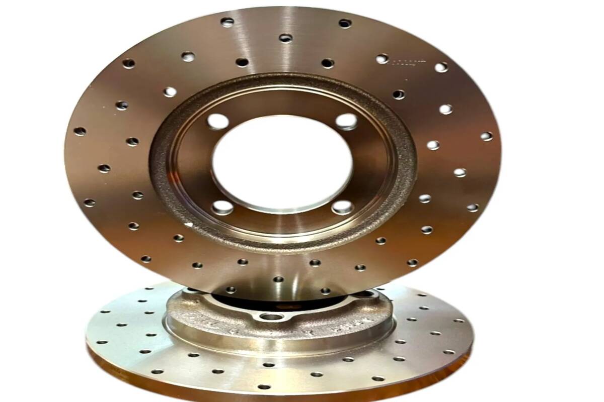 بهترین دیسک چرخ پراید؛ مقایسه تخصصی دیسک ترمز کاردینال و آسمکو (سوراخ‌دار و ساده)
