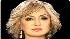 سفر در زمان؛ «فائقه آتشین و پسرش کامبیز، در روزی که مادر شد»؛ سال 47