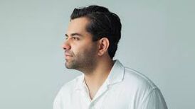 اجرای زنده قطعه «دیوانه» از رضا بهرام در کنسرت