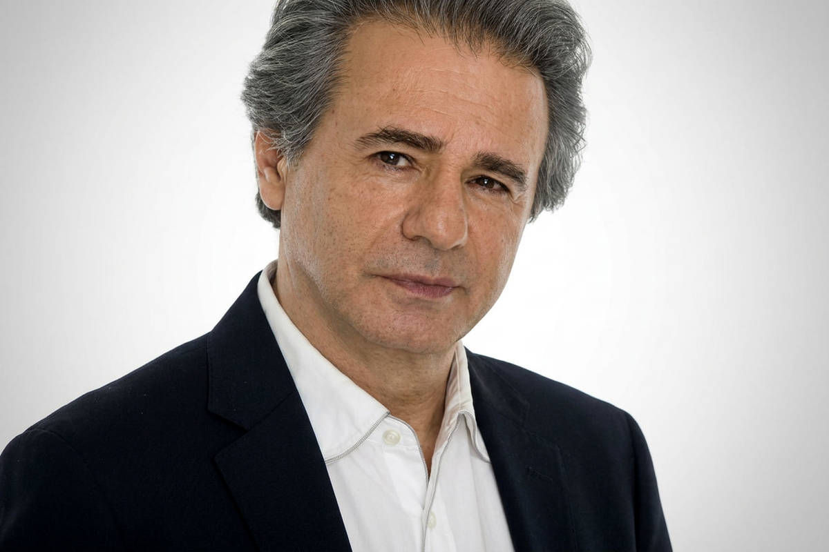 عارف، سلطان قلب‌ها درگذشت