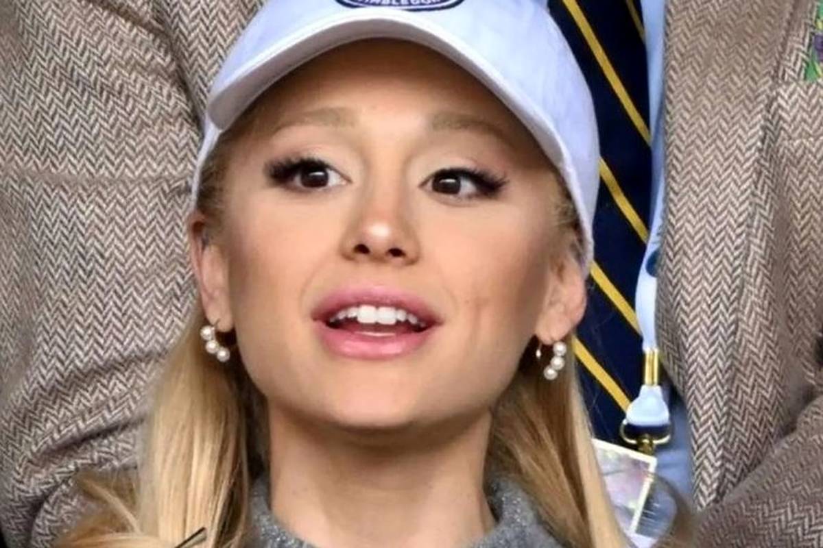 استایل جدید و متفاوت آریانا گرانده توجه‌ها را جلب کرد