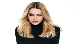 پیروزی آدیسه در دادگاه؛ خواننده مشهور غرامت گرفت