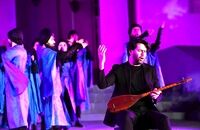 سهراب پورناظری «سیصد» را به صحنه می‌برد
