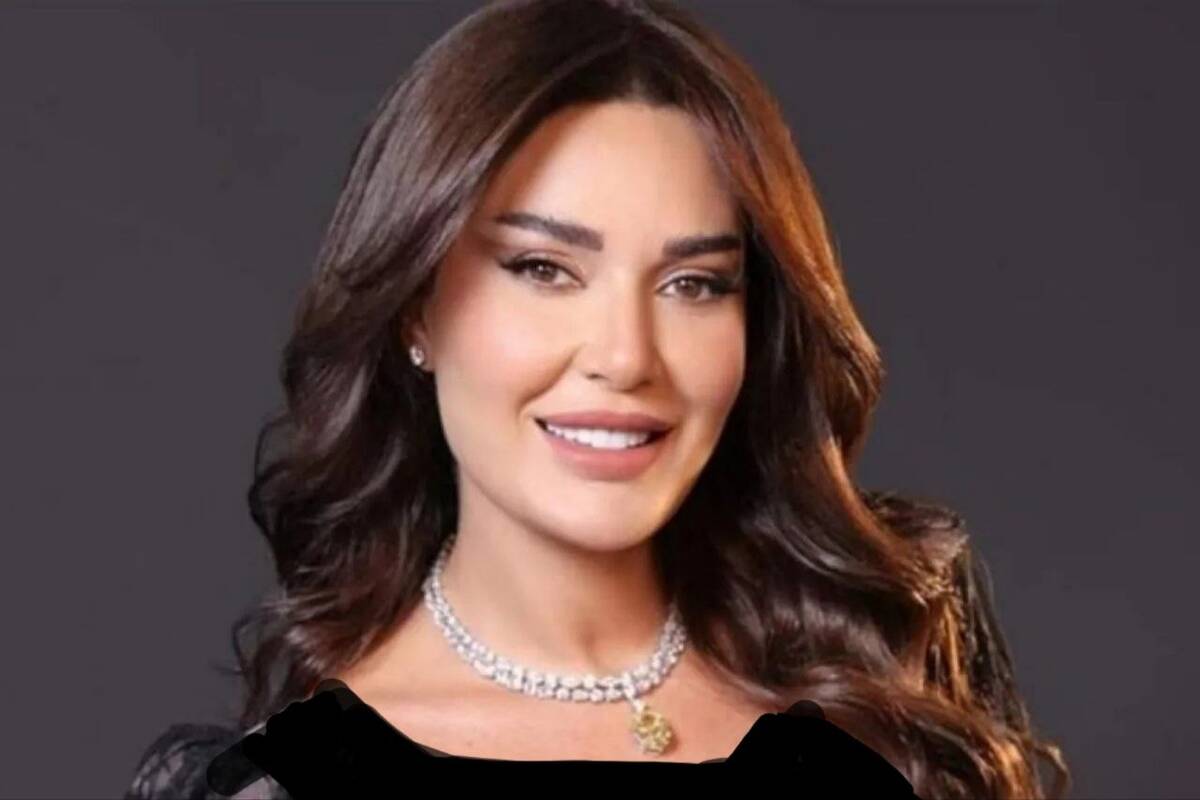 عکس‌های عاشقانه از زیباترین خواننده زن عرب و همسرش