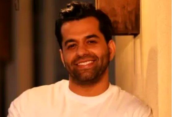 دانلود آهنگ همه عزادار سربه گریبون رضا بهرام