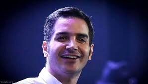 محسن یگانه بعد از دوره درمان به صحنه برگشت