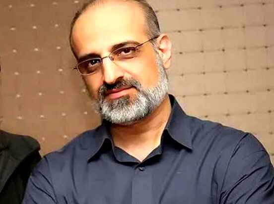 دانلود آهنگ بین زمین و آسمون مونده دل من از محمد اصفهانی