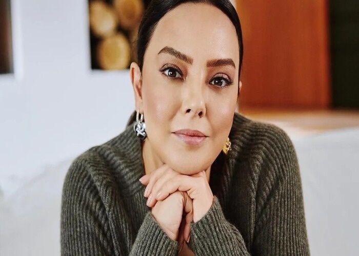ابرو گوندش خواننده ترکیه