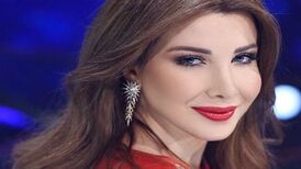 عکس کاپلی نانسی روی یک کشتی تفریحی