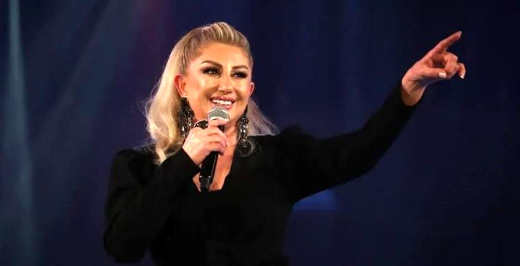 بیوگرافی معزز ارسوی؛ «ملکه نوستالژی» ترکیه که با آهنگ «دنیا فانی» به شهرت رسید