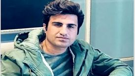 دانلود آهنگ تمام عاشقای جهان نمیرسن به گردمان محسن لرستانی