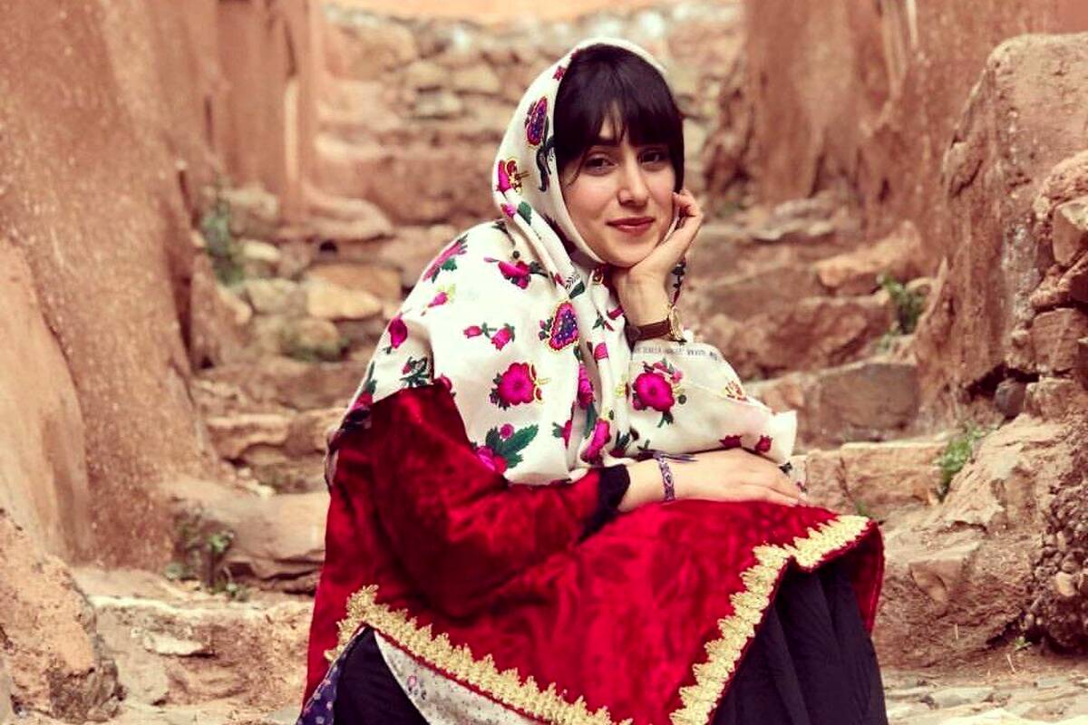 حواستان نبود، یک سال از پرستو احمدی گذشت!