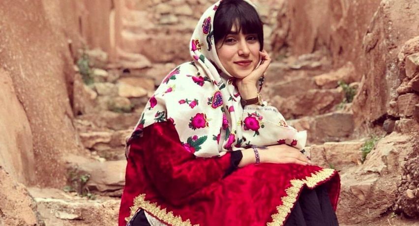 حواستان نبود، یک سال از پرستو احمدی گذشت!