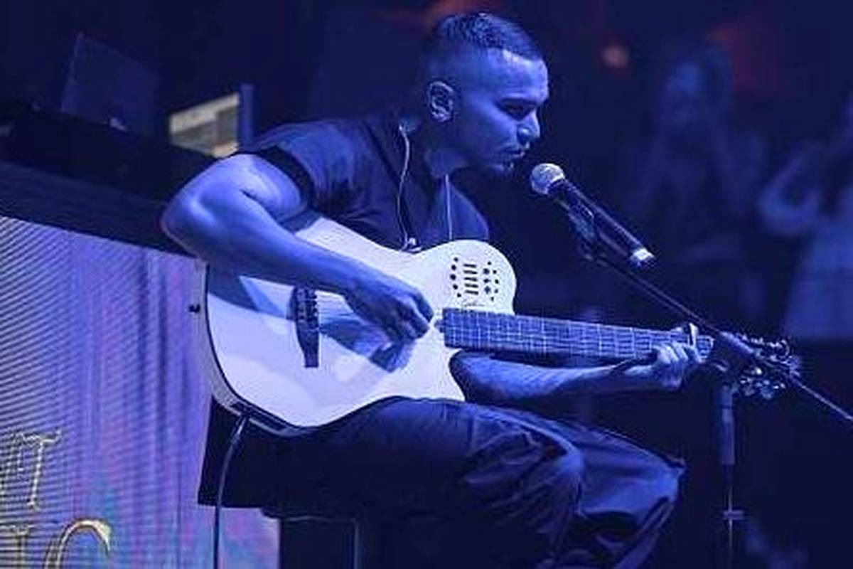 دانلود آهنگ بیشتر از همیشه نیازت دارم از مهیار