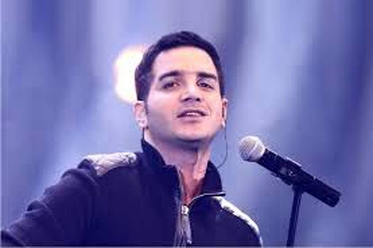 واکنش محسن یگانه از پاره شدنِ سیم گیتار وسط کنسرت