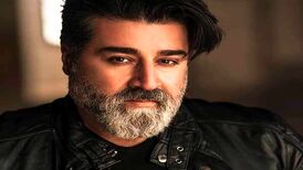 بازخوانی زیبای آهنگ«سوغاتی» هایده توسط مهدی یغمایی در کنسرتش

