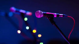 این مرد تمام خواننده‌های ایرانی مقیم لس‌آنجلس را بی‌خواب کرده