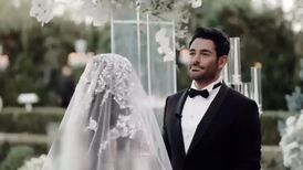 میز صبحانه لاکچری محمدرضا گلزار و همسرش آیسان خانم/ تزئین خاص بشقاب با انار و آووکادو