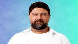 بی احترامی به همسر محمد علیزاده زمان خروج از ختـم