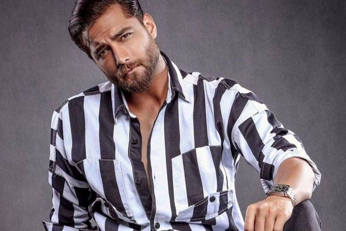 امیر مقاره: به حدی خانواده‌ام مذهبی است که ما در خانه تلویزیون نداریم و ....