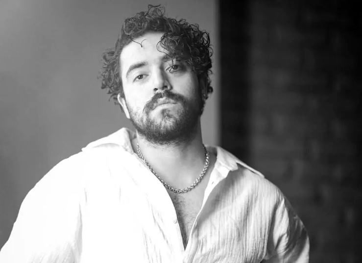 آهنگ شروین در واکنش به اعتراضات در نیم ساعت، میلیونی شد