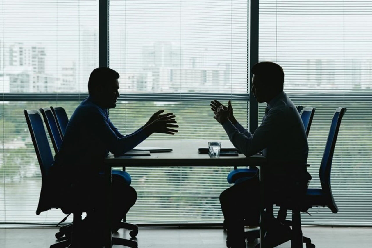 اهمیت فن بیان در مذاکرات و جلسات کاری
