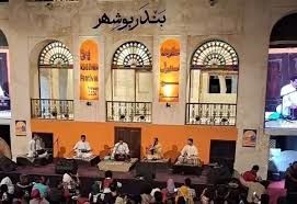 آغاز فستیوال کوچه با شب‌های ادبیات در سالن مملو از جمعیت لیان